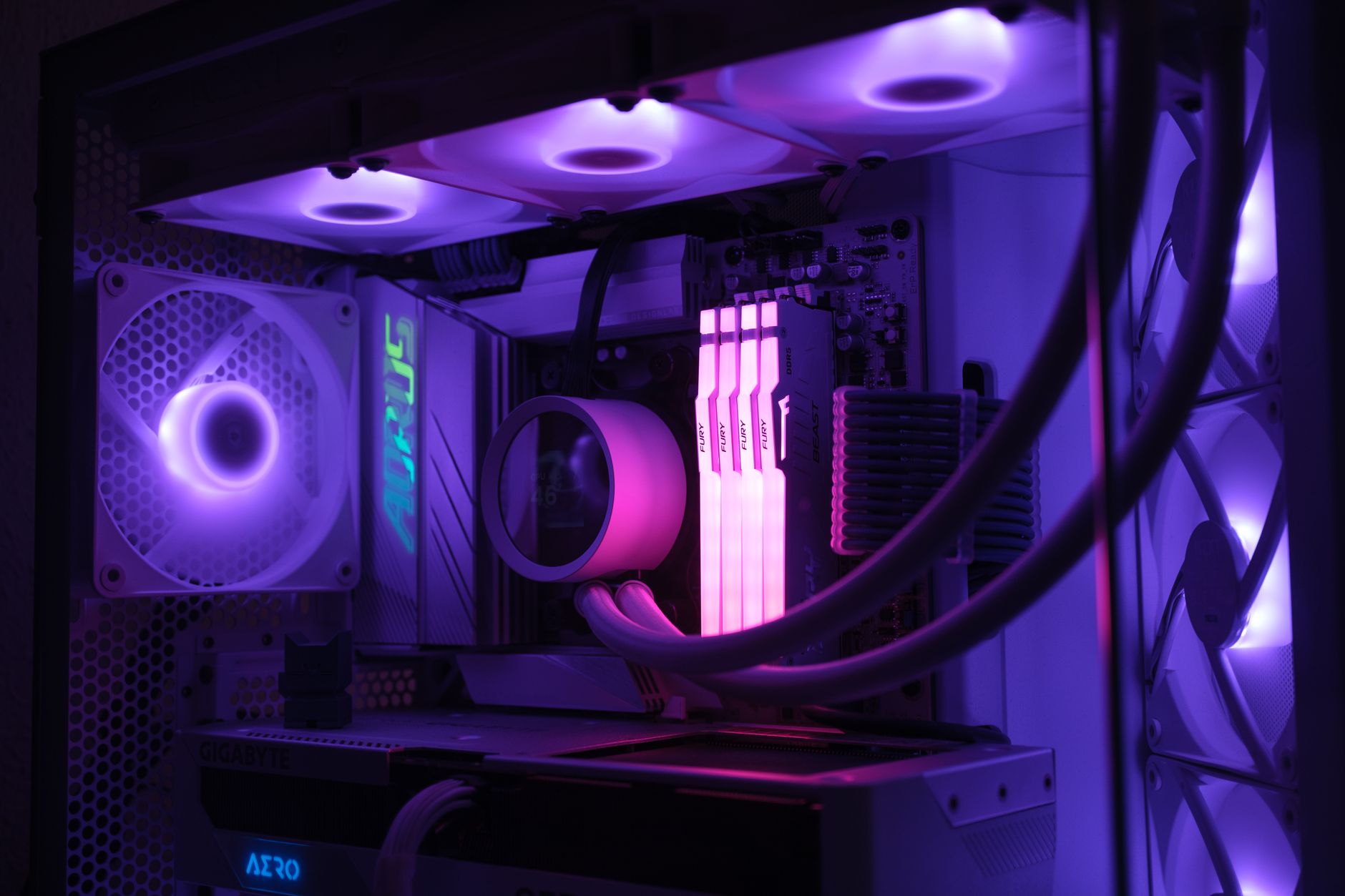 Visual illustration for strategi lanjutan Roblox Hardware & Gaming Setup Performance