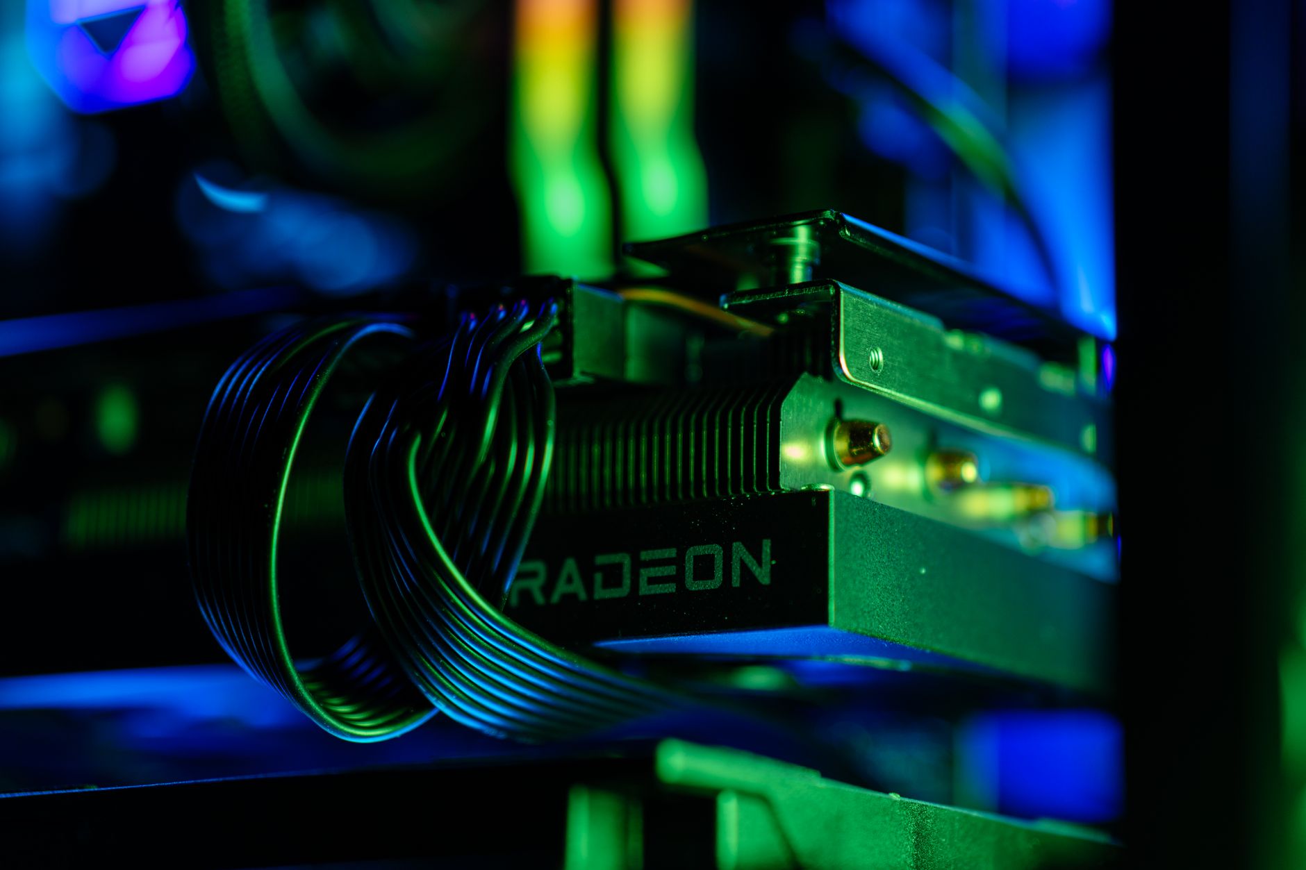 Visual illustration for tips memilih brand Roblox Hardware & Gaming Setup Performance